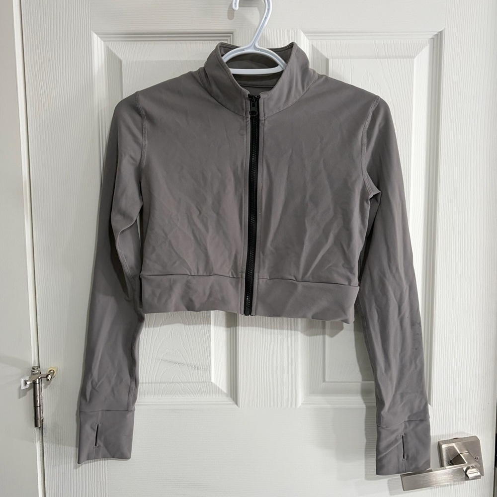 Cropped Athletic Zip Jacket – Size Small (Lululemon Style)